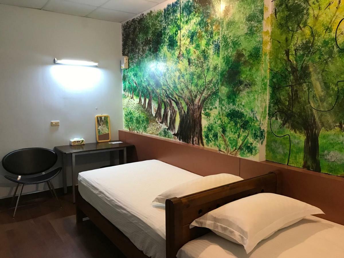 Handy Hostel Hualien City Exterior foto