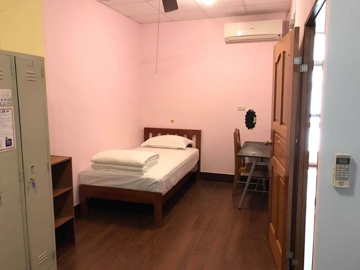 Handy Hostel Hualien City Exterior foto